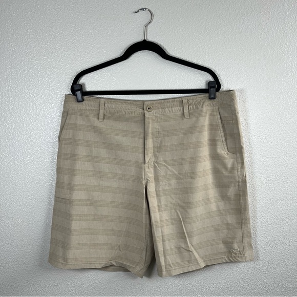 O'Neill Men's Tan Striped Flat-Front Shorts 40 - Picture 3 of 7